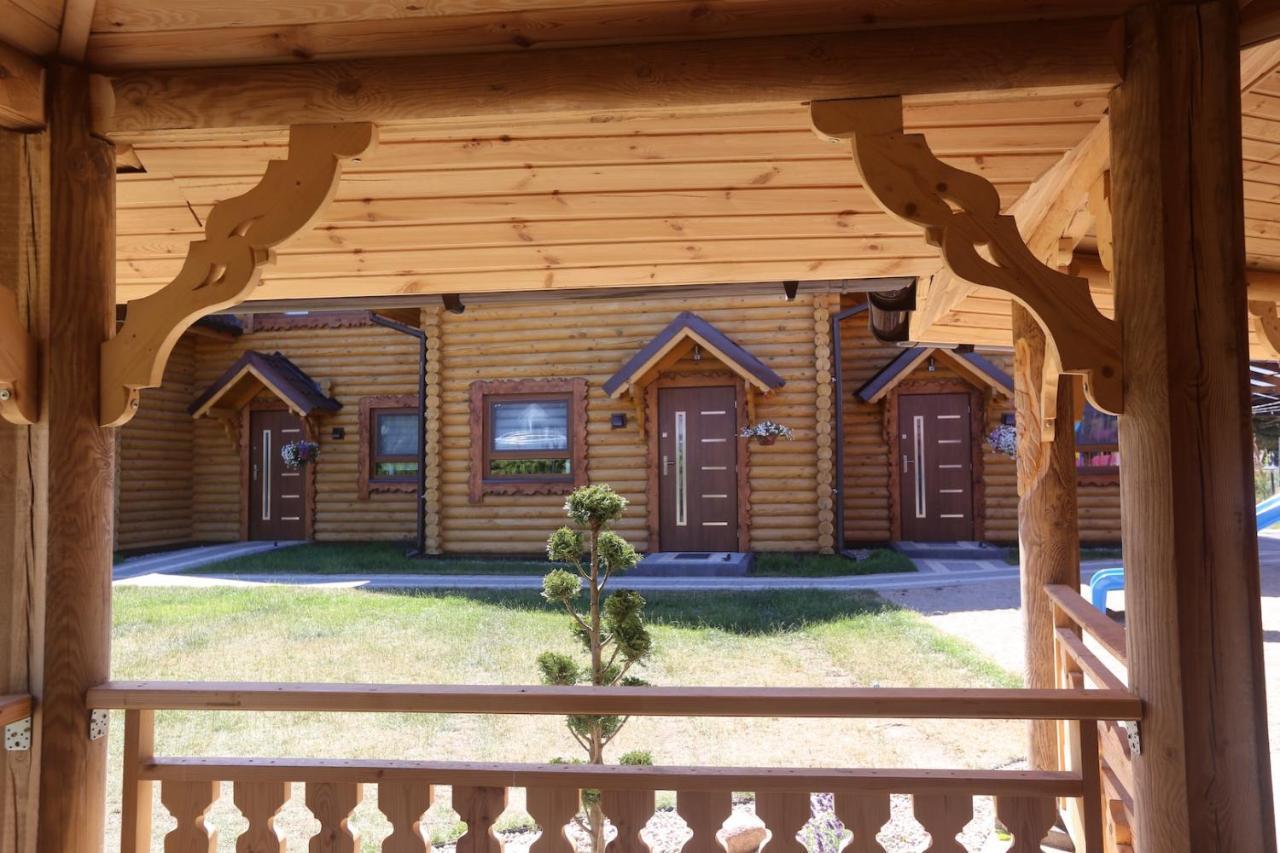 Sosnowe Domki Rewal Buitenkant foto